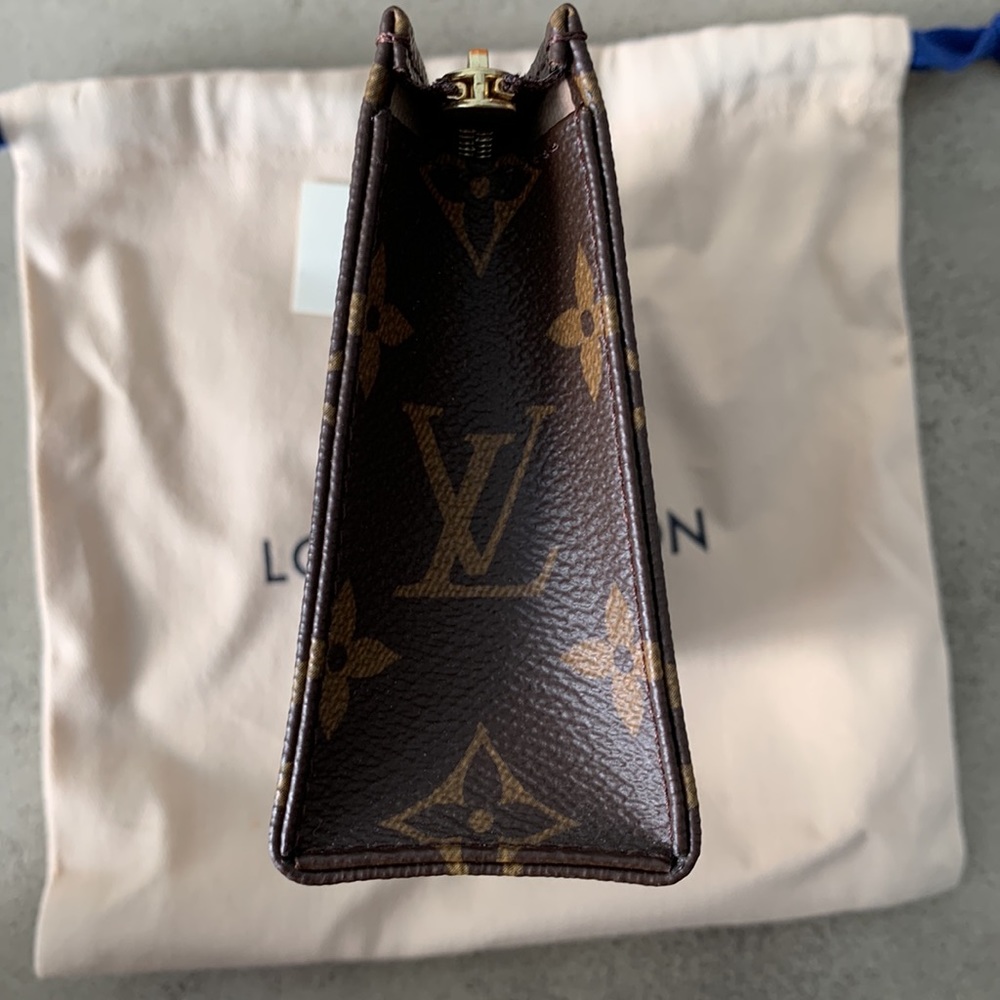 ❤️ SOLD DIRECT ❤️ Louis Vuitton Toiletry Pouch - Picture 5 of 10